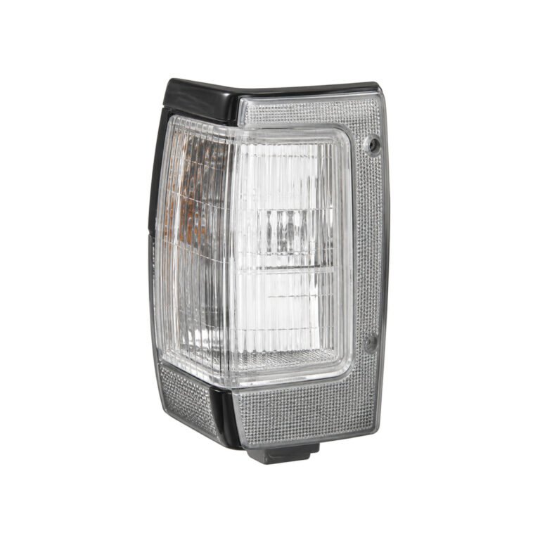 B6170-21G01 / B6175-21G01 NISSAN Fiesta '09 / Pick Up 720 '84-'95 D21 / Pick Up '97-2001 D22 Corner Light(Chromed)