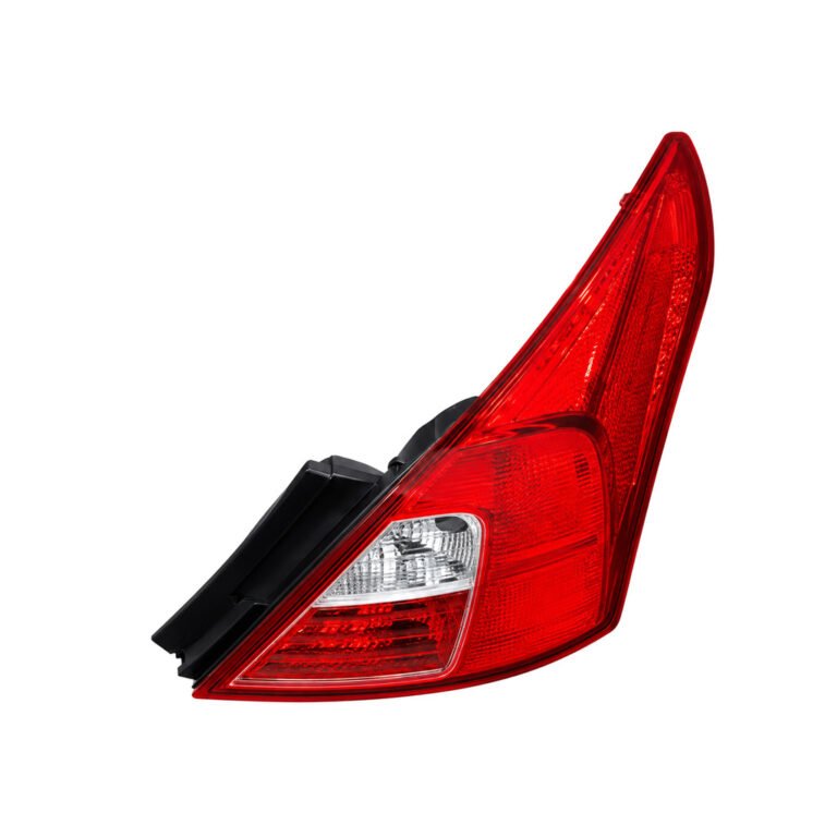 NISSAN Sunny '11 / Sunny '14 Tail Light Assembly