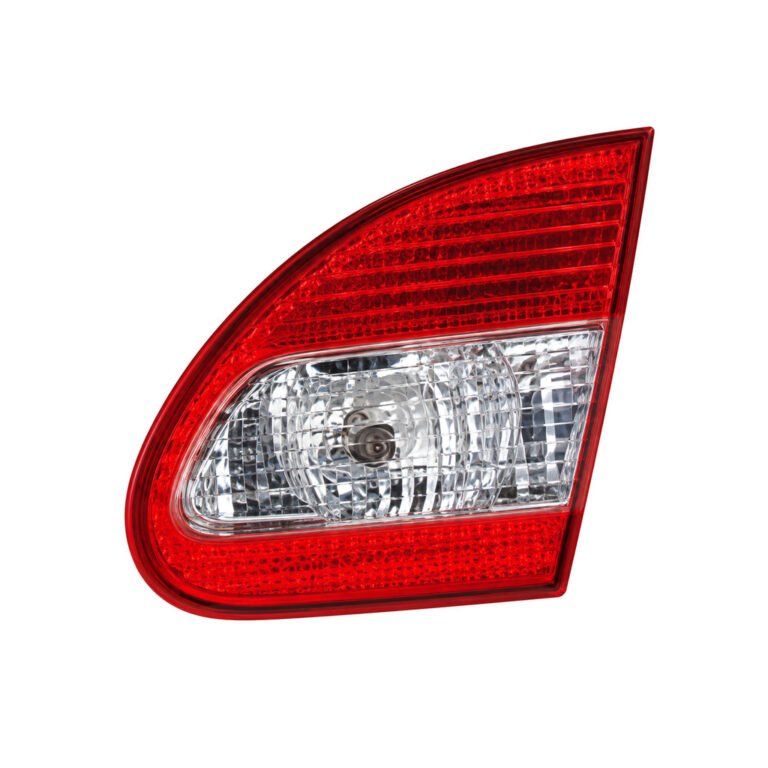 R 81580-02110 L 81590-02110 TOYOTA Corolla EE90 AE92 / Corolla Sedan '02 / Corolla Sedan '04 / Corolla '03-'06 Tail Light Assembly