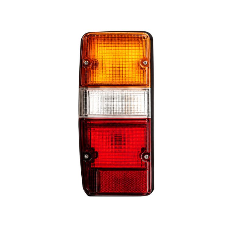 TOYOTA Hilux RN55/85/78-92 / Hilux '96-00 / Hilux '04-06 / Hilux '03 Yn85 Tail Lamp (Chromed)