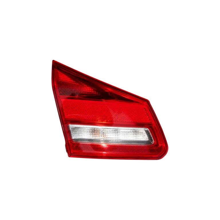 Tail Light Assembly - Chery T11/Tiggo '10 / T11/Tiggo 5 '16 / QQ6 - Triangular Outline