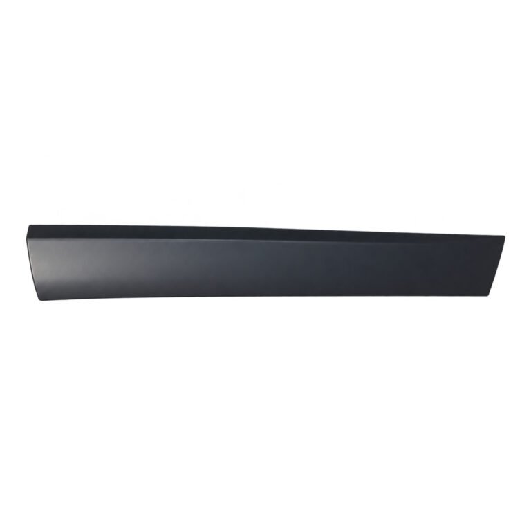 Cherokee front-door moulding with a long shallow tapered face, raised upper lip and sloping ends