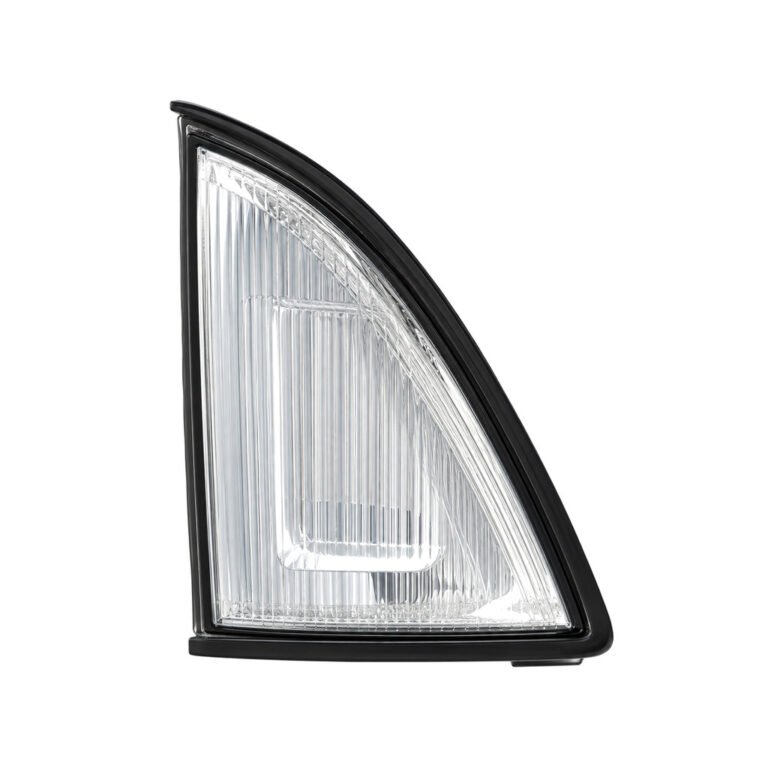 Corner Light (Crystal) - Zhong Yi