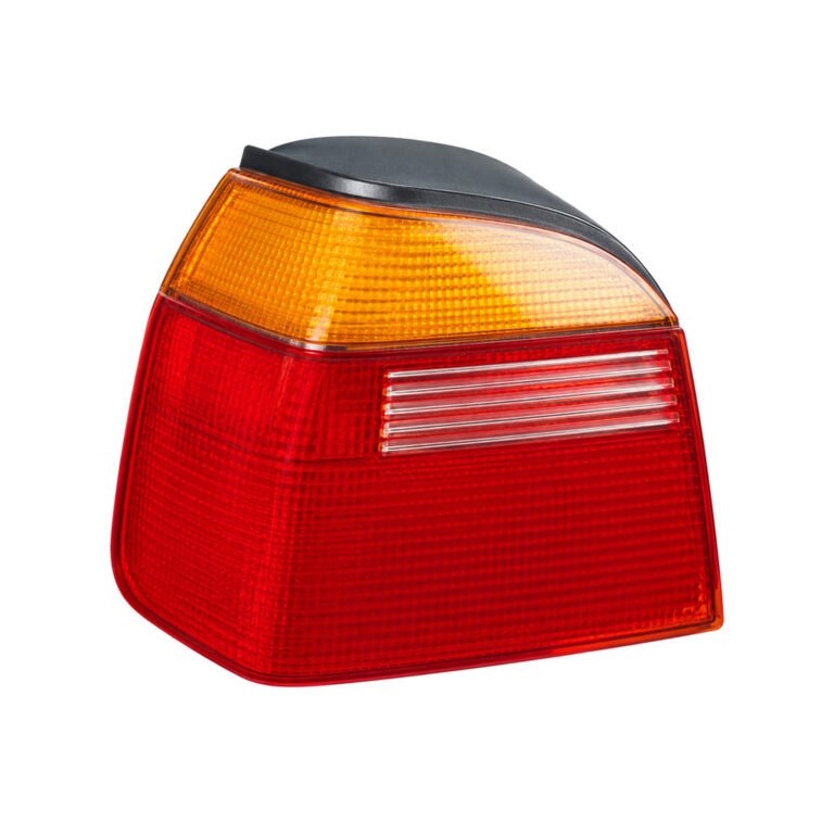 R 1H6945112 L 1H6945111 VW Bora '06 / Golf III'92-97 / Golf IV'98 / Golf '11 Tail Light Assembly